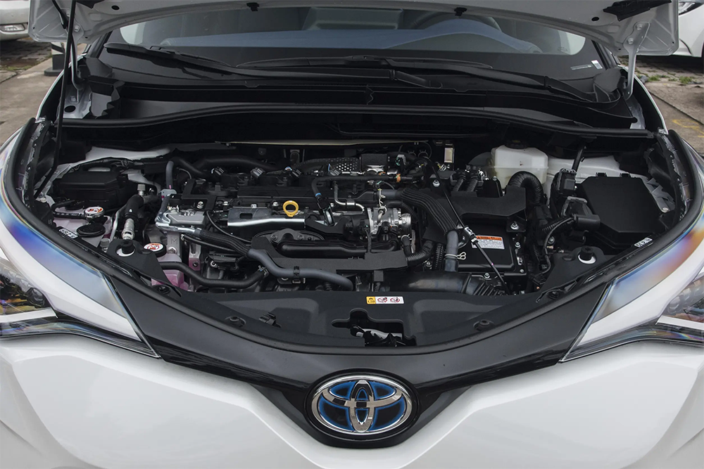 Toyota C-HR 2023 Twin Engine 2.0L E-CVT Luxury Edition